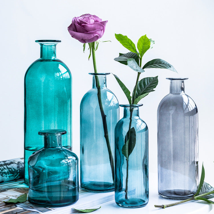 Glass flower vase