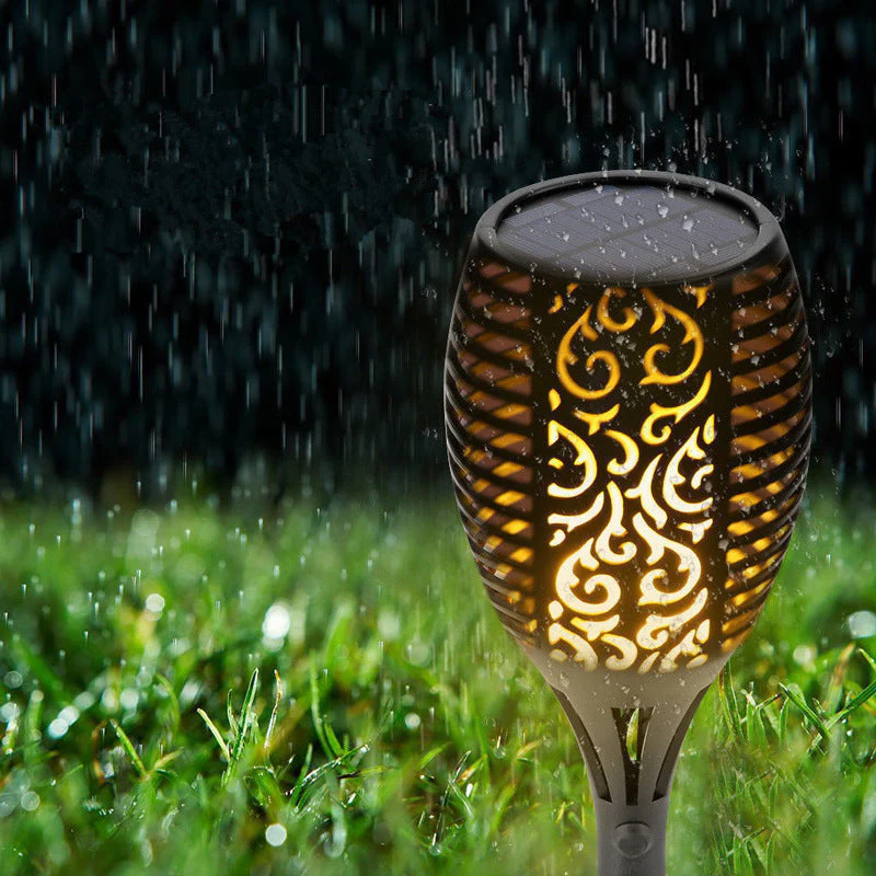 Solar powered flame garden light - Image 8