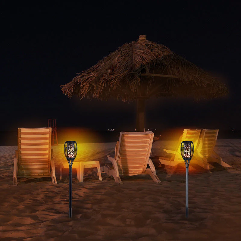 Solar powered flame garden light - Image 12