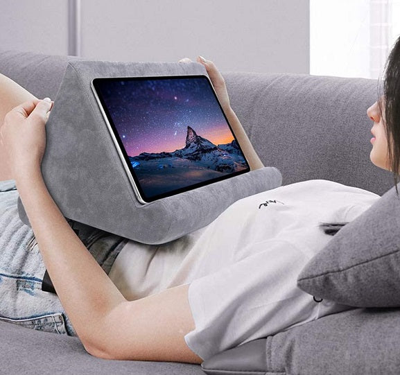 Multi-angle soft pillow stand for iPad & smartphones - Image 13