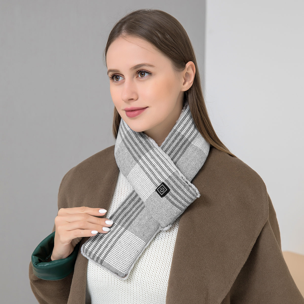 Plaid print rechargeable heating scarf
