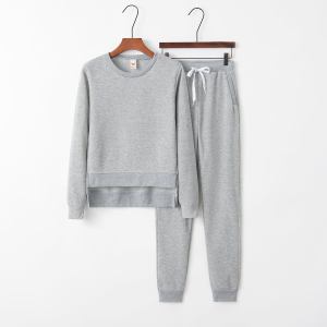 Two-piece tracksuit for women