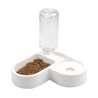 Corner pet feeder with water dispenser