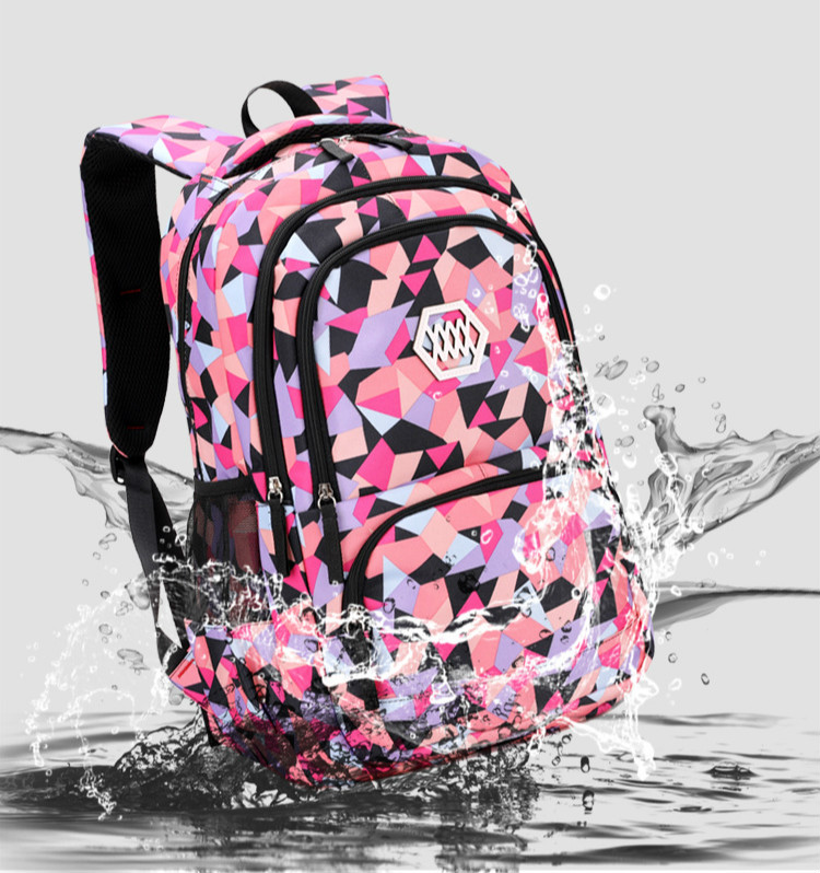 Printed backpack with matching lunch bag & pencilcase set - Image 14