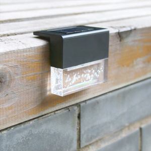 LED solar fence light