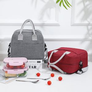 Thermal lunch bag with shoulder strap