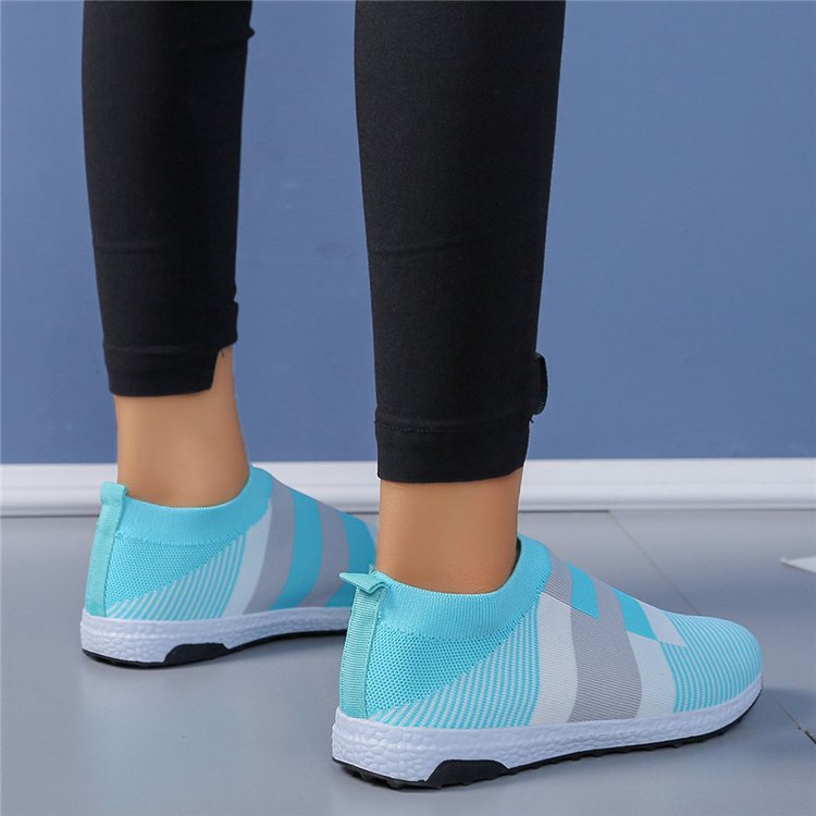 Casual lightweight knitted sneakers - Image 10