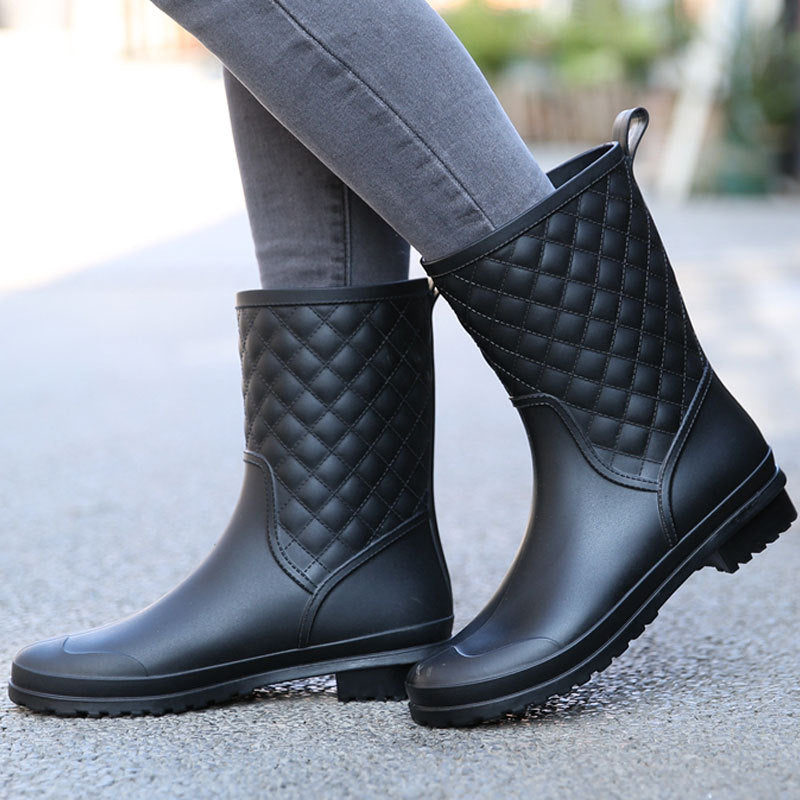 Low-heeled elegant women's rain boots