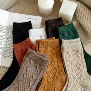 Warm knitted women's socks 2pack
