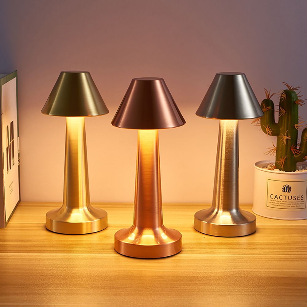 Touch controlled cordless LED table lamp - Image 19