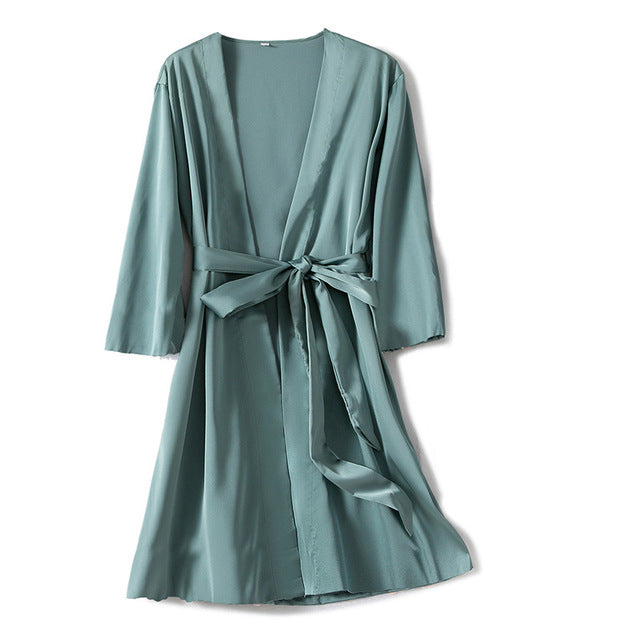Short glossy kimono robe