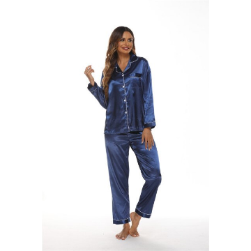 Two-piece silky pajama set for women - Image 15