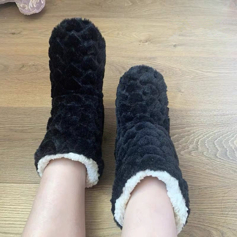 Fuzzy indoor slipper boots