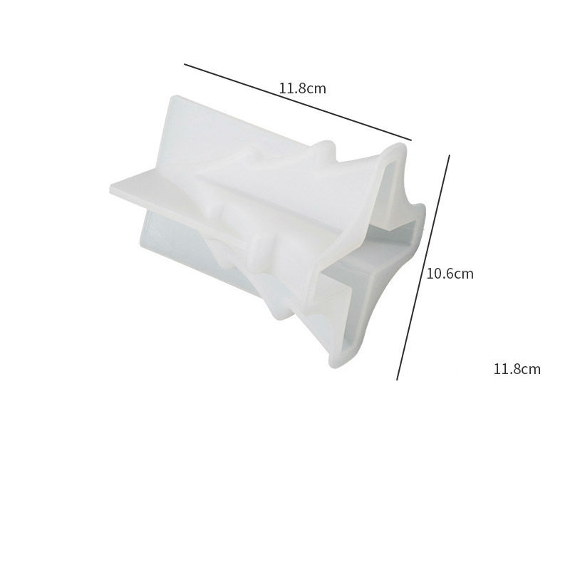 Christmas tree shaped candle mold - Image 5