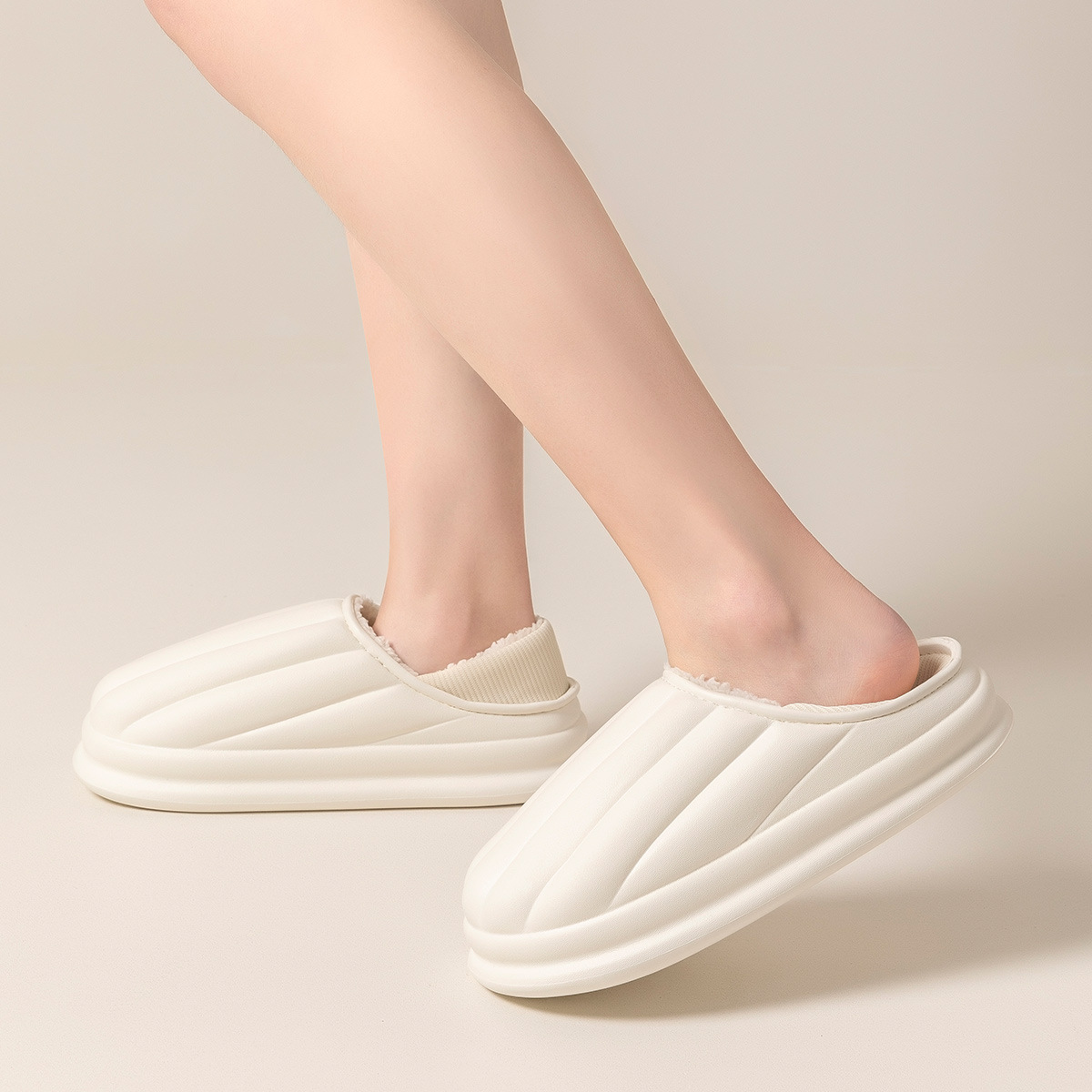 Soft water-resistant indoor warm slippers - Image 12