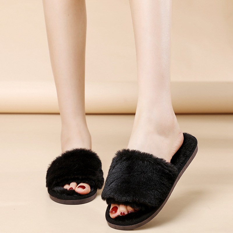 Fluffy faux fur women's indoor slippers - Image 4