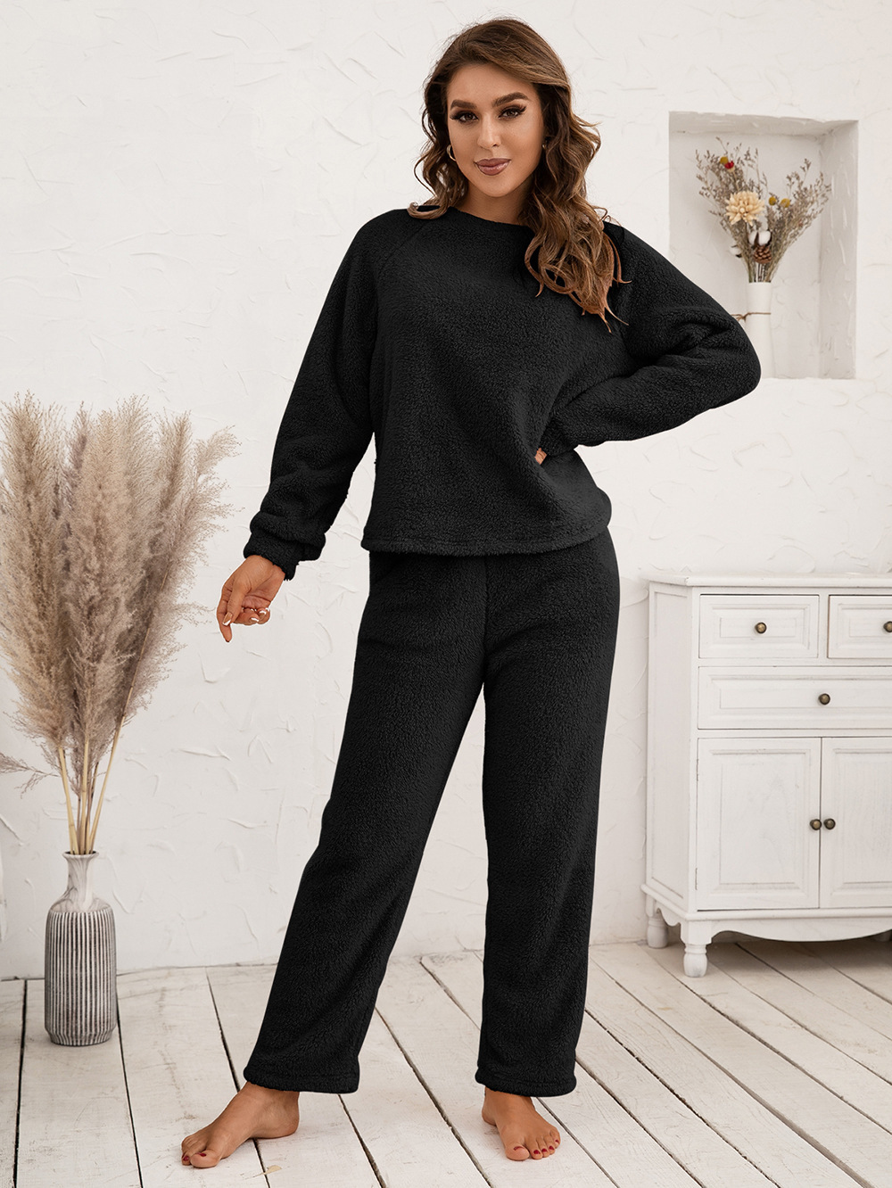 Fleecy warm women's home-wear set - Image 26