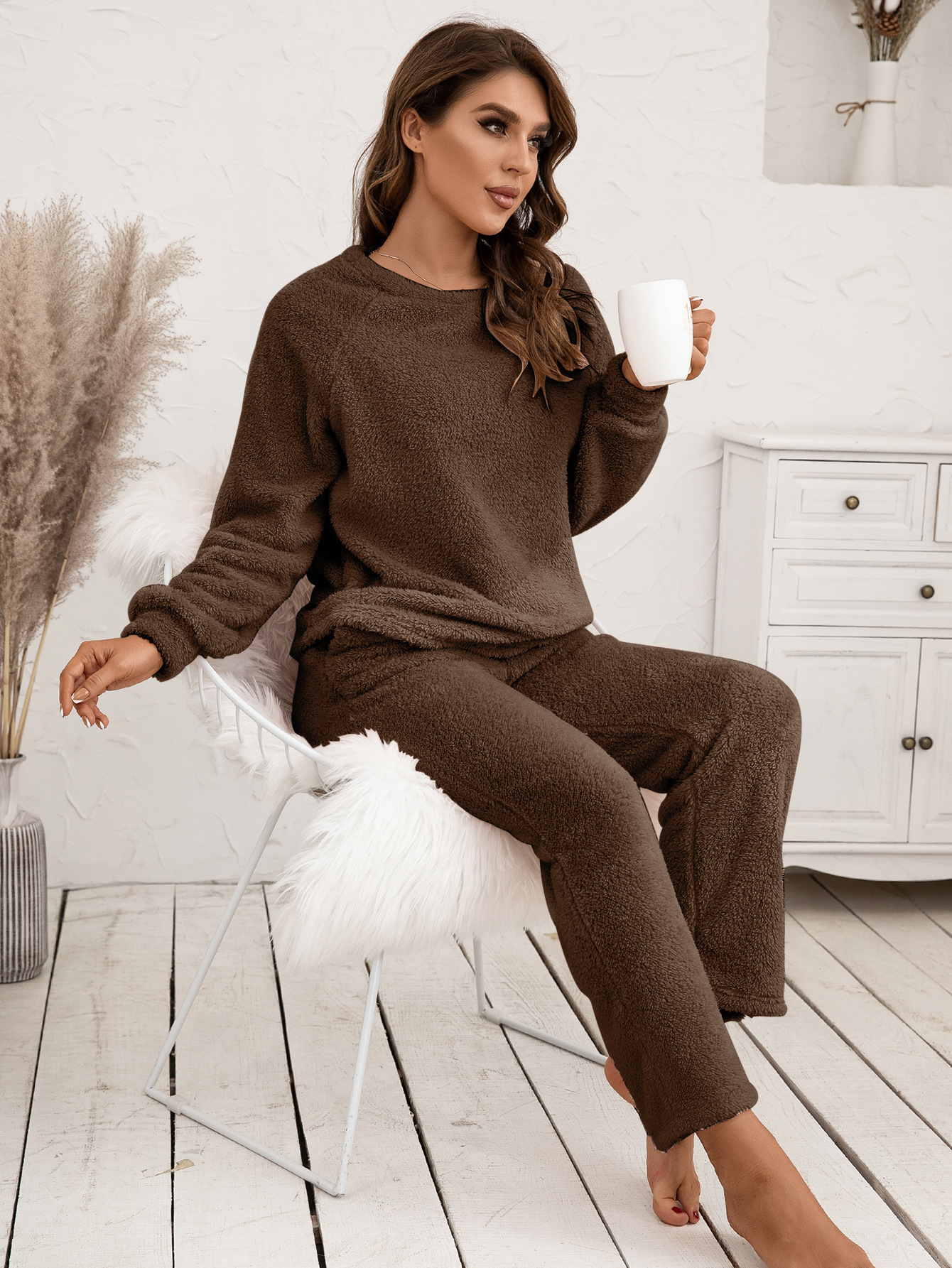 Fleecy warm women's home-wear set - Image 37