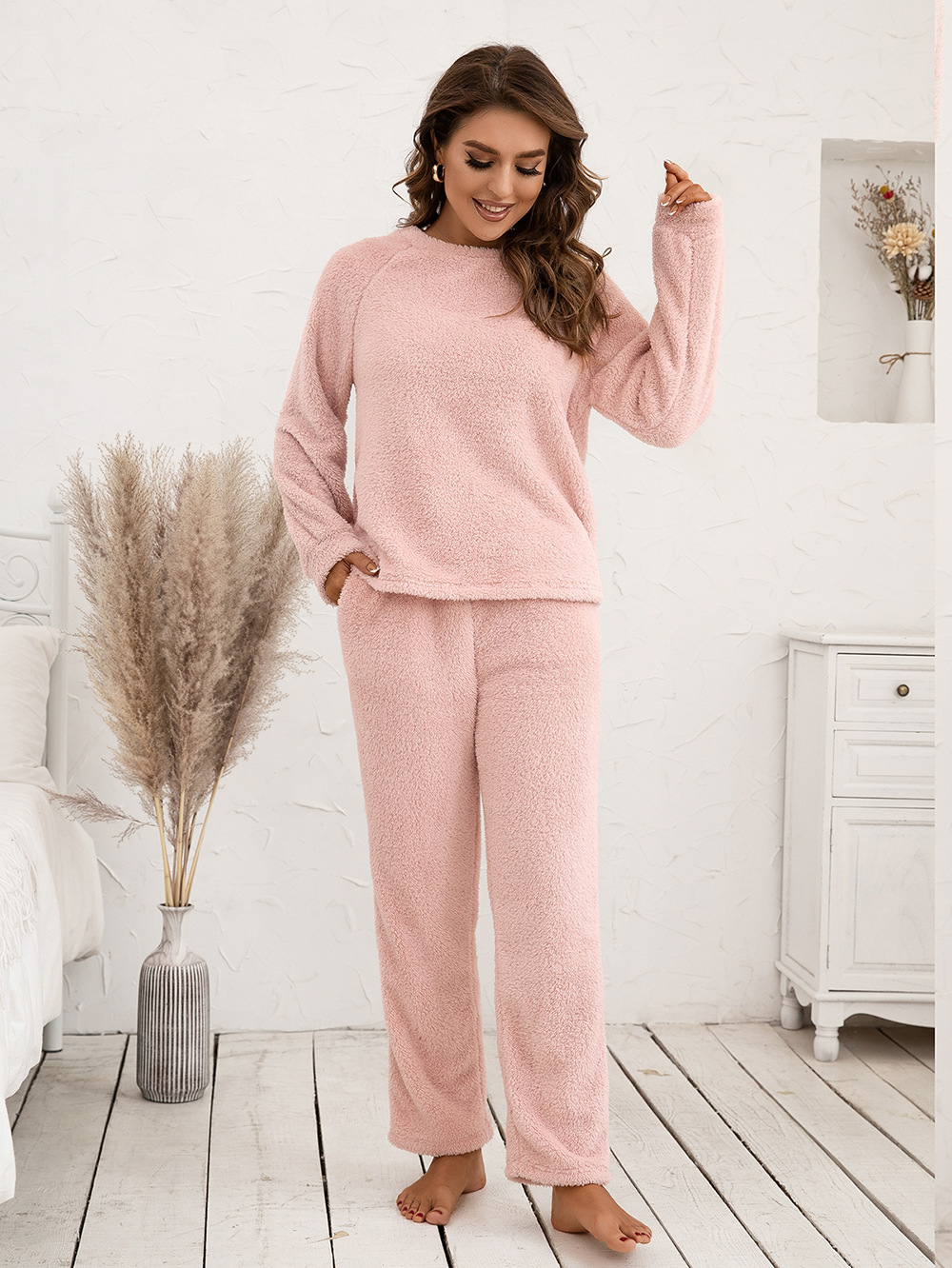 Fleecy warm women's home-wear set - Image 20