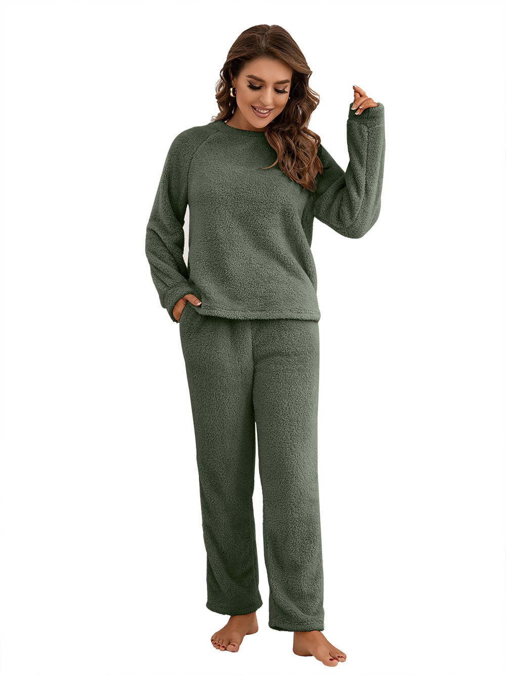 Fleecy warm women's home-wear set - Image 2