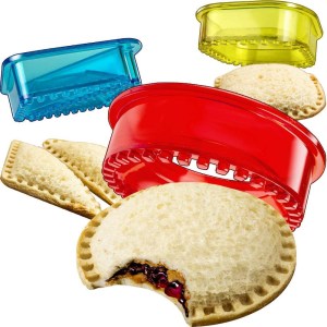 Sandwich bread mold cutter