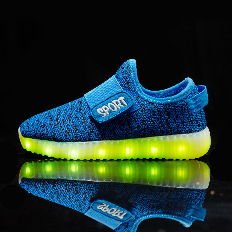 Glowing USB rechargeable sneakers for kids - Image 2