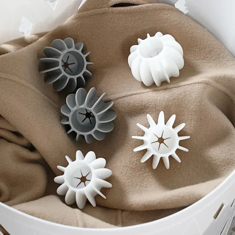 Reusable silicone laundry ball - 4pack - Image 7