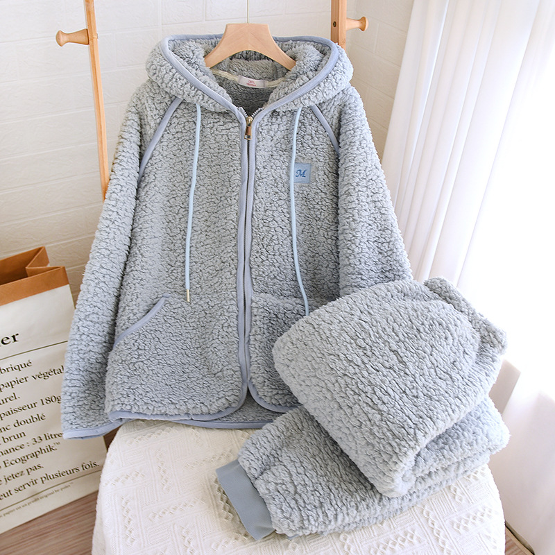 Warm and fuzzy unisex homewear set - Image 7