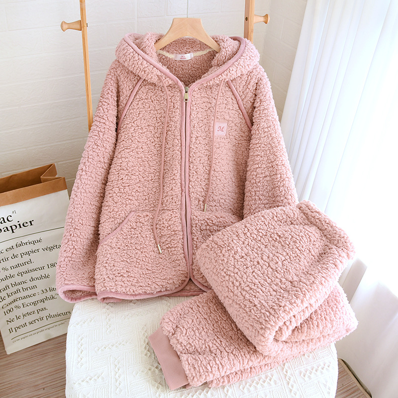 Warm and fuzzy unisex homewear set - Image 6