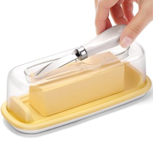 Plastic butter dish with lid and butter knife