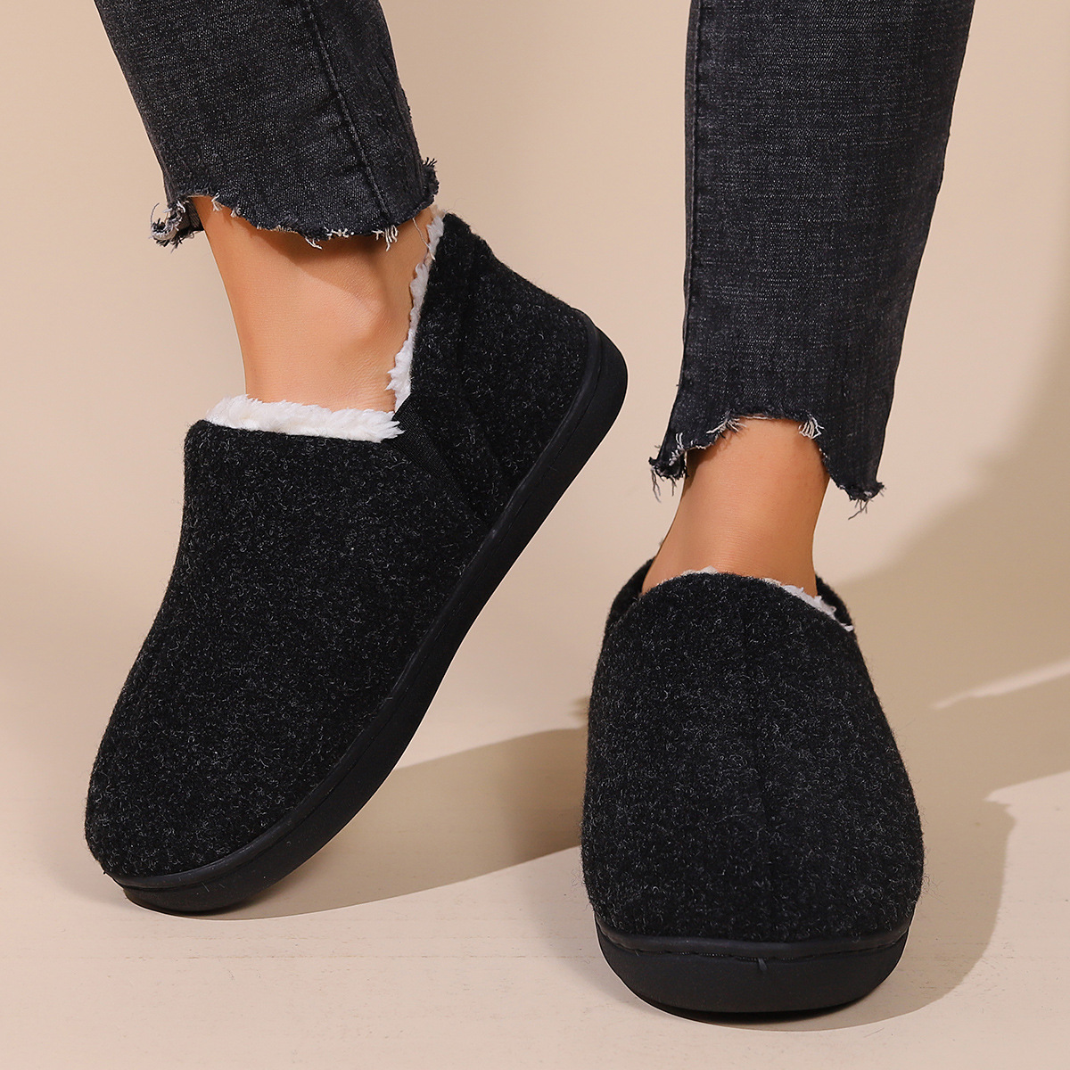 Warm unisex slip on indoor shoes - Image 10