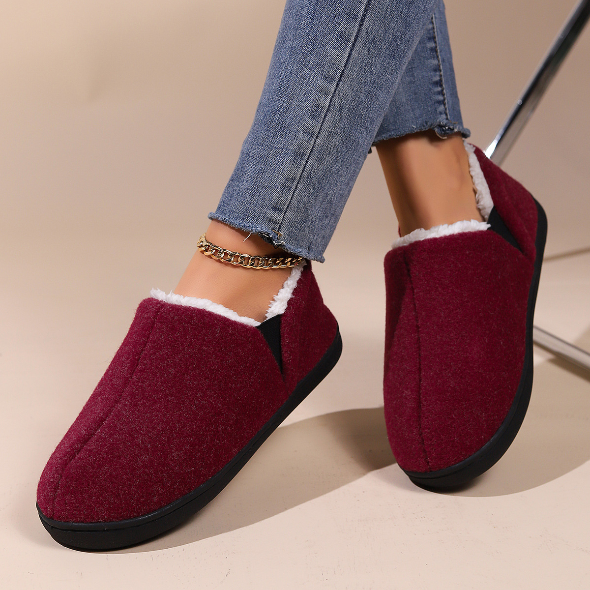 Warm unisex slip on indoor shoes - Image 3