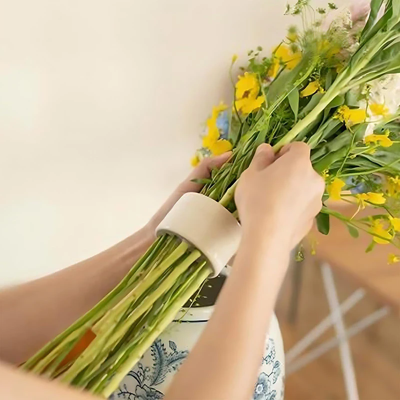 Flower arrangement stem holder 2-piece set - Image 9