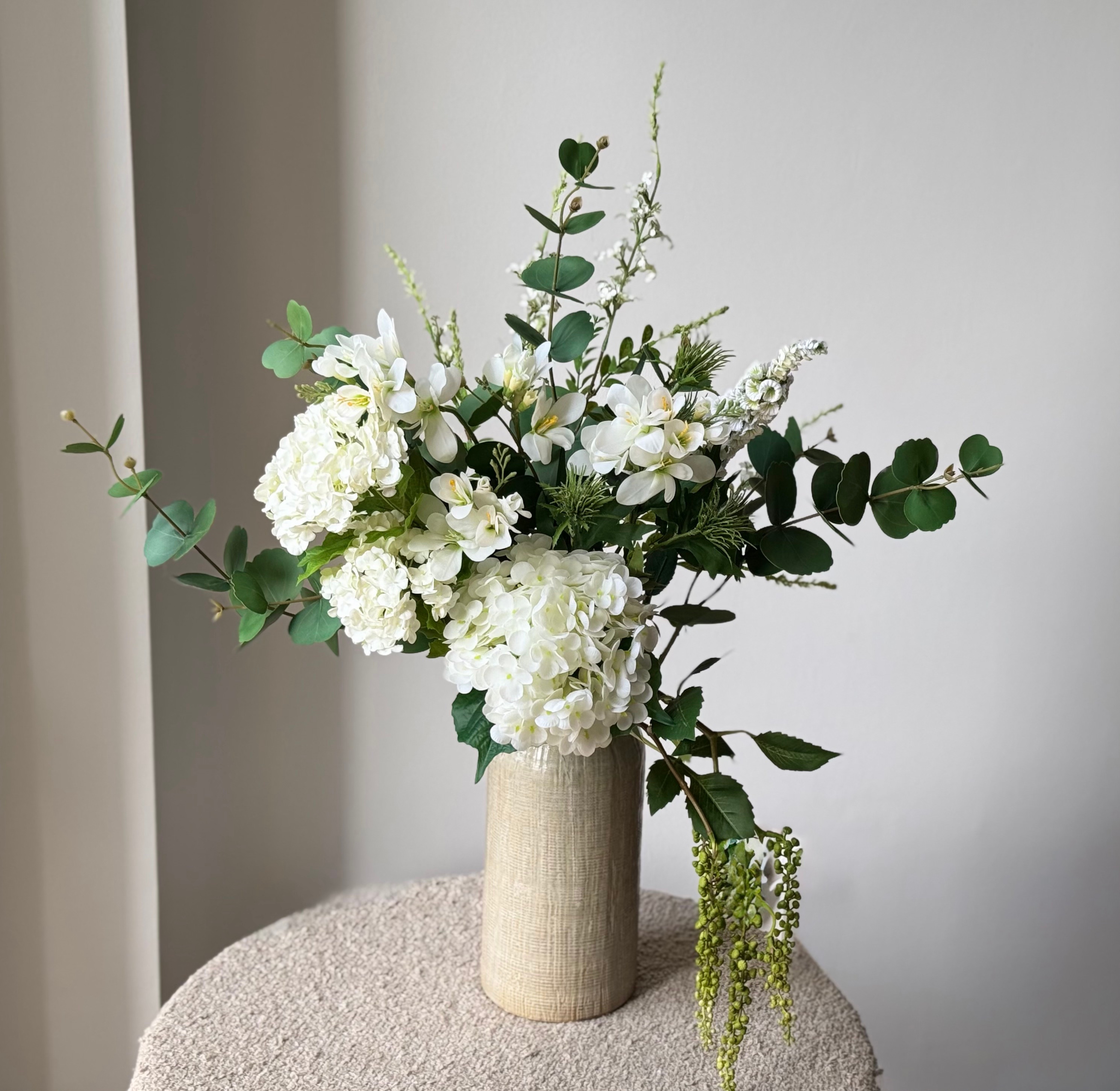 Exquisite artificial flower bouquet - petite or bold bloom - Image 10