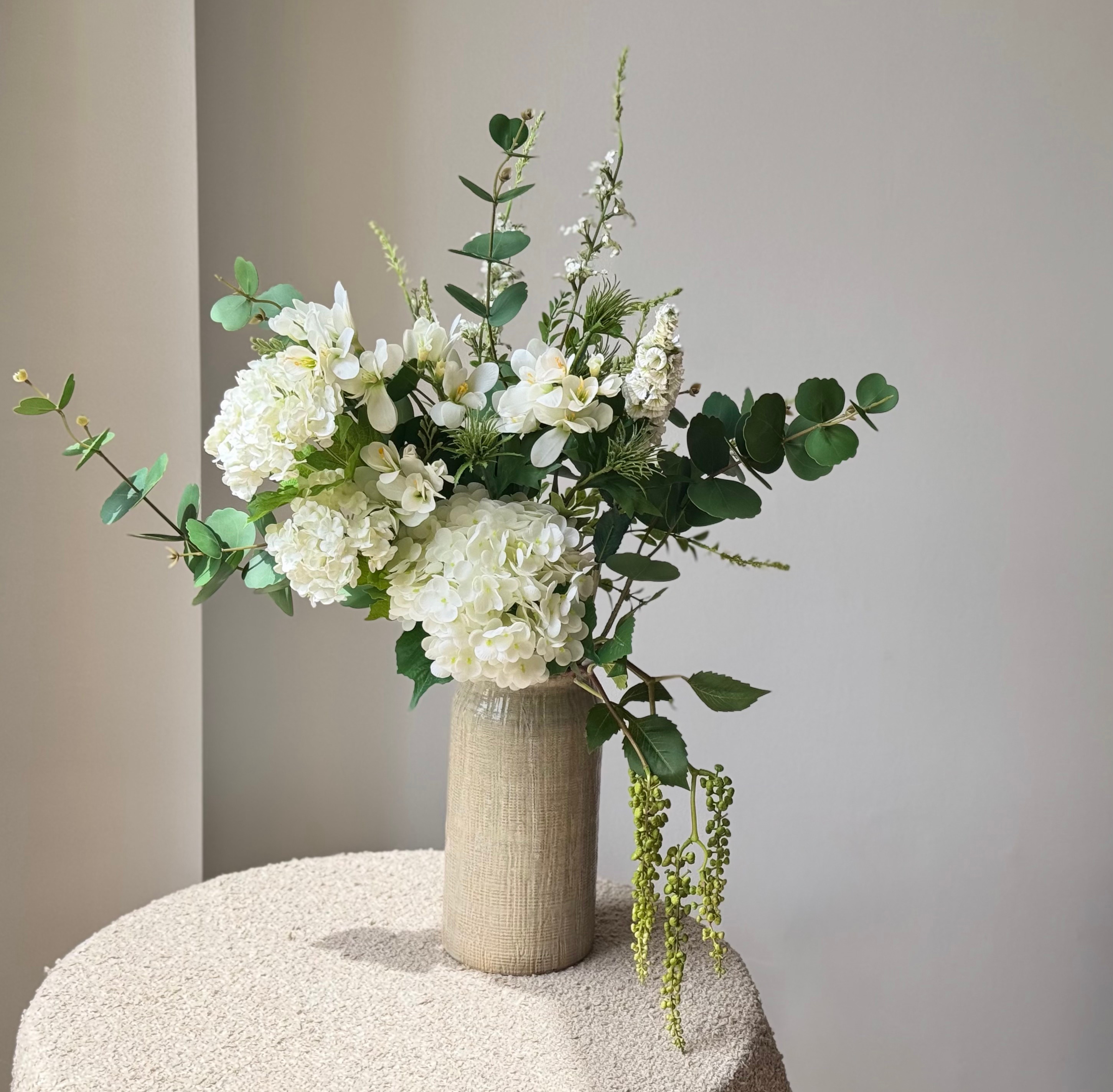 Exquisite artificial flower bouquet - petite or bold bloom - Image 11