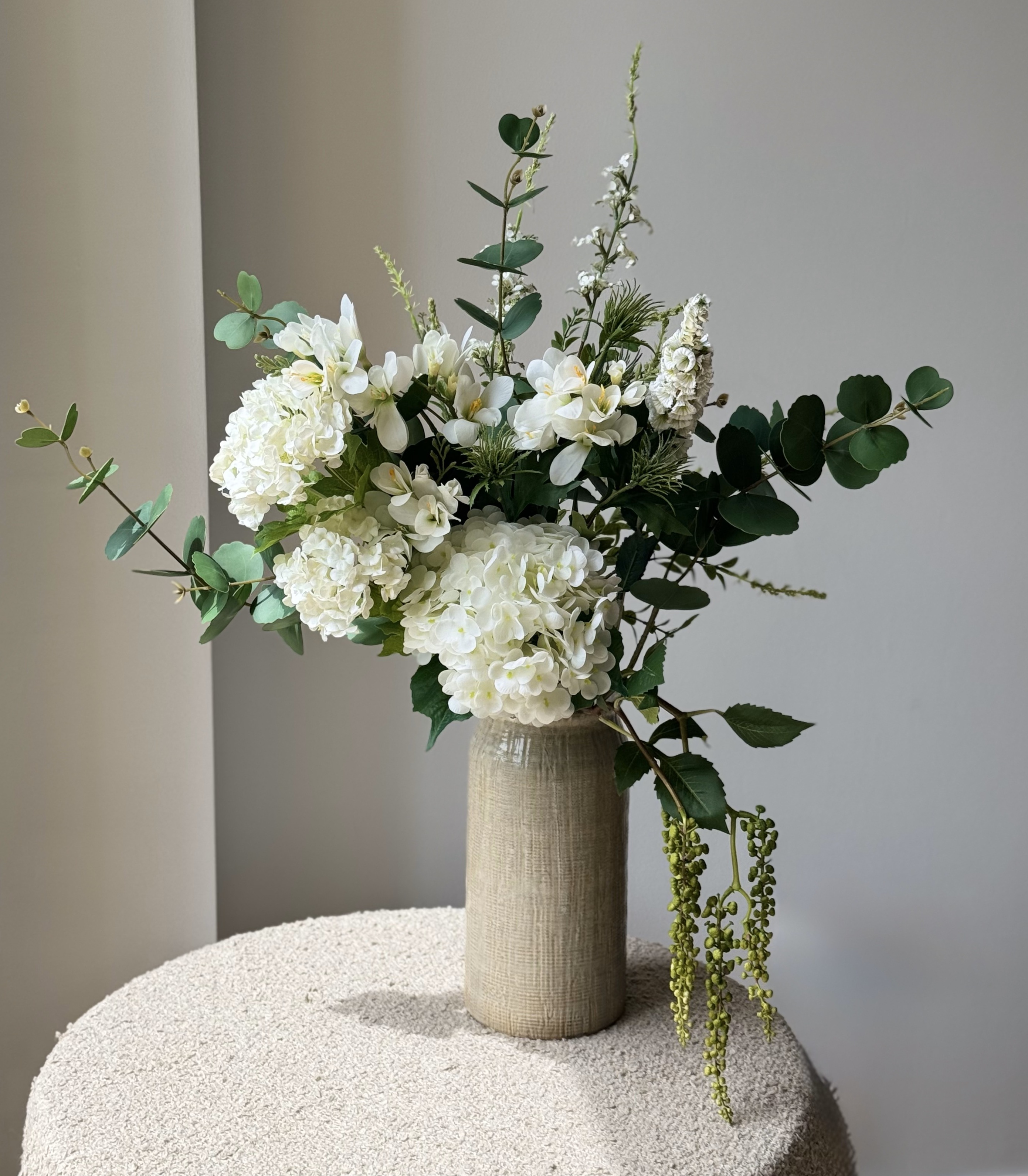 Exquisite artificial flower bouquet - petite or bold bloom - Image 12