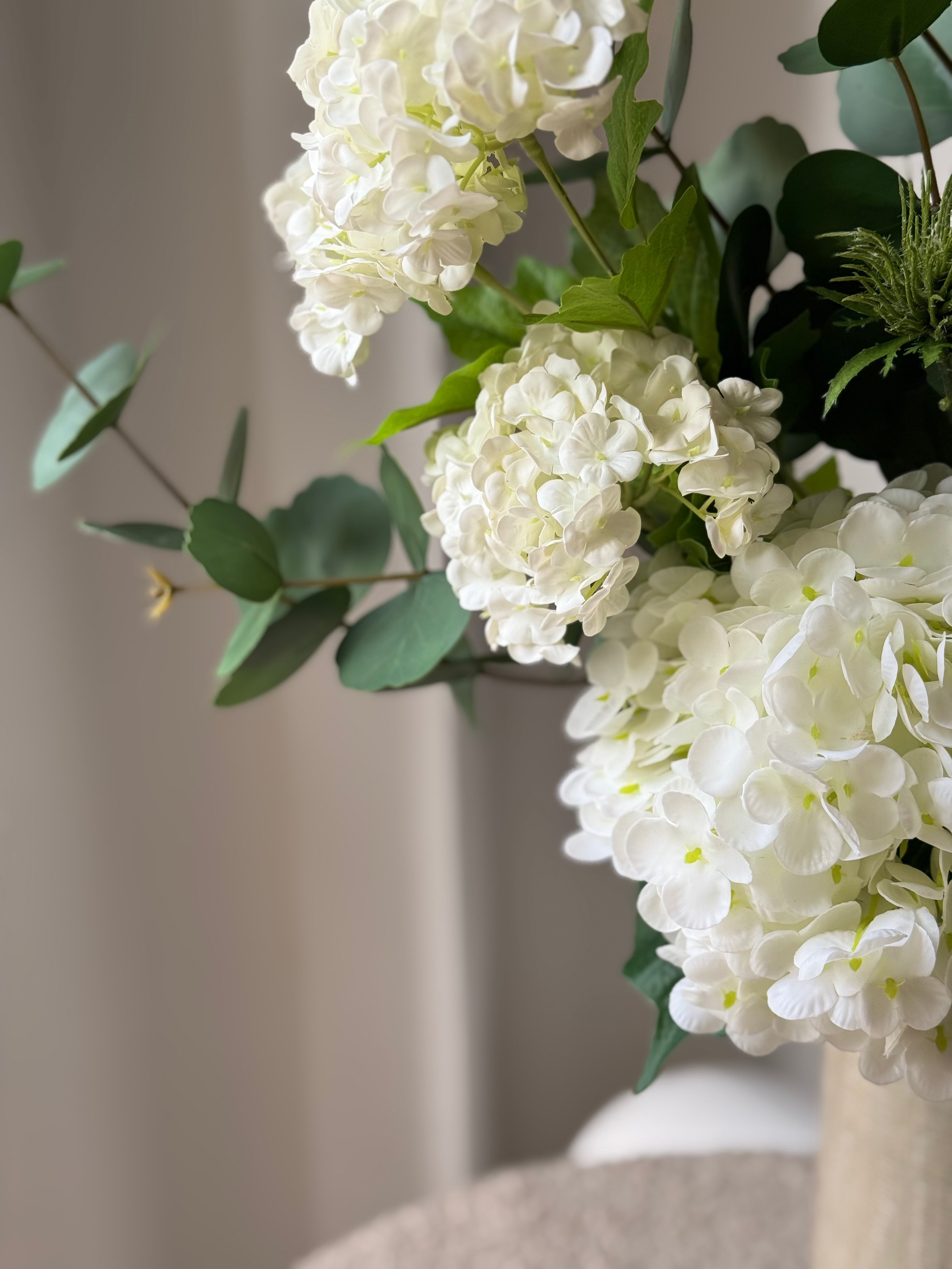 Exquisite artificial flower bouquet - petite or bold bloom - Image 16