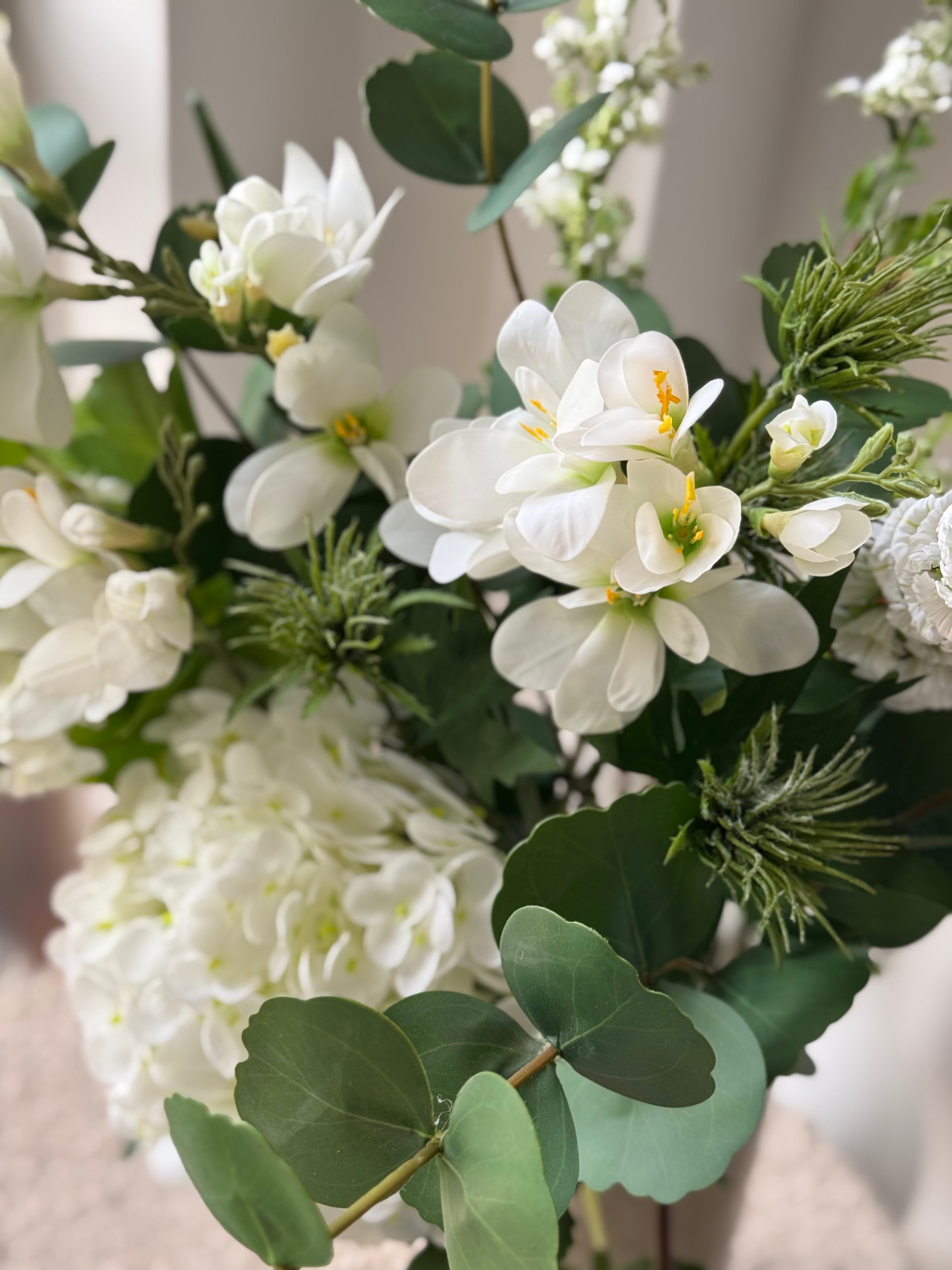 Exquisite artificial flower bouquet - petite or bold bloom - Image 15