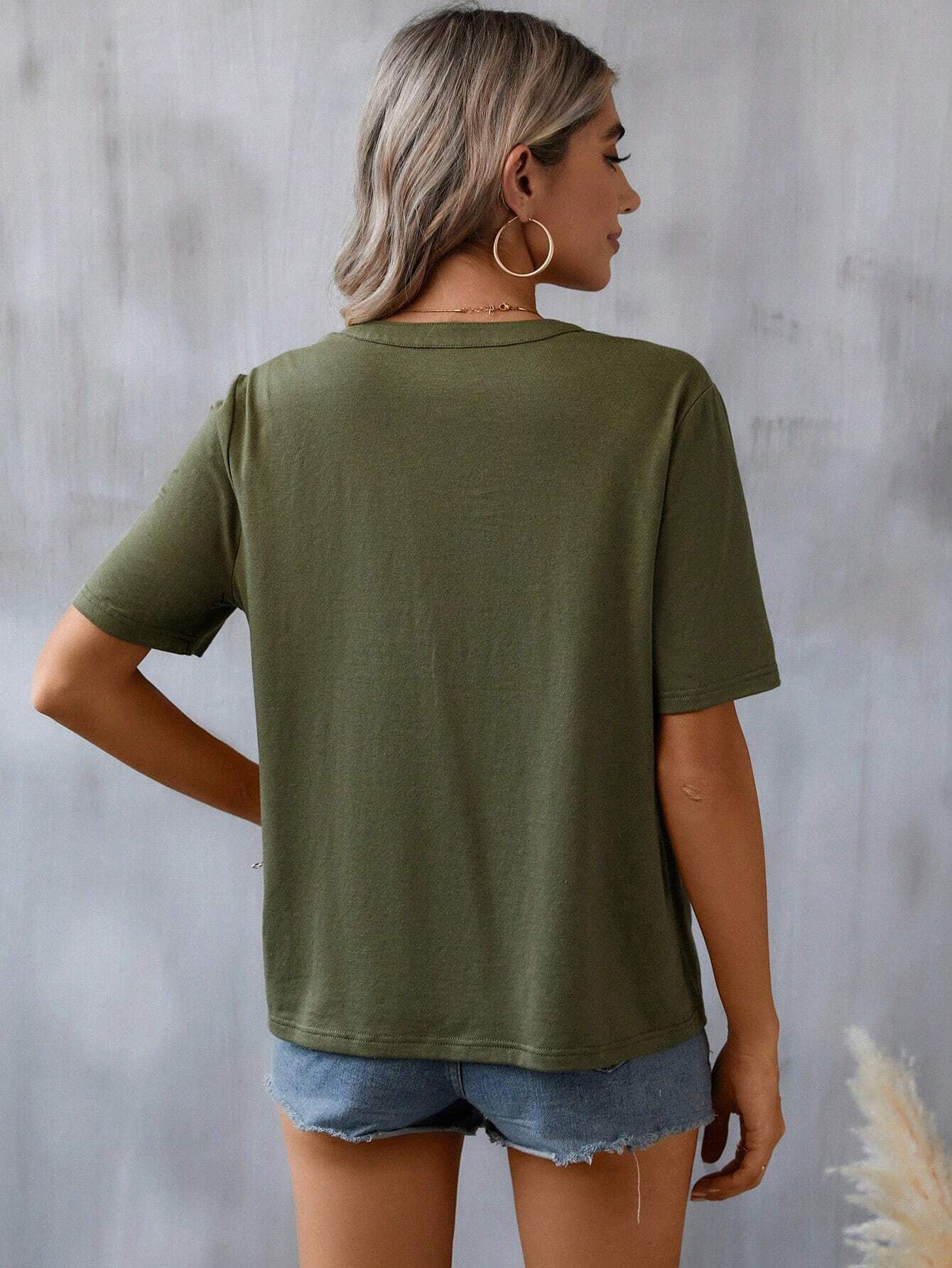 V-neck embroidered women's top - Image 17