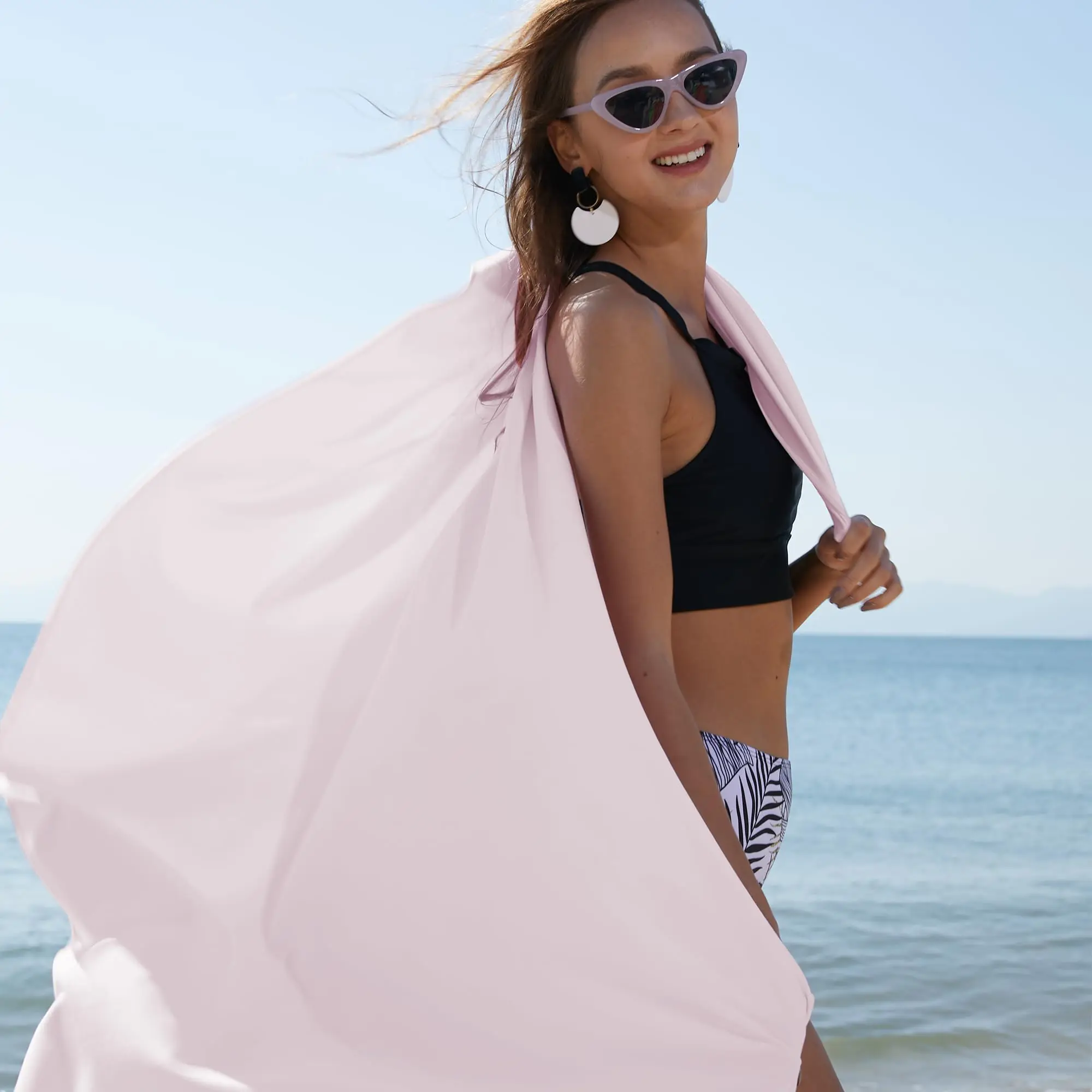 Quick-dry microfiber beach towel - Image 17