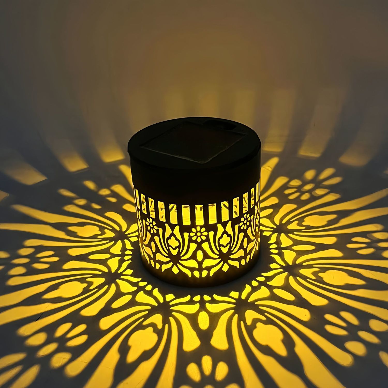 Solar powered decorative Mandala wall light