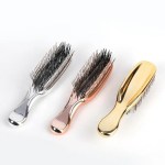 De-tangling scalp massaging hair brush