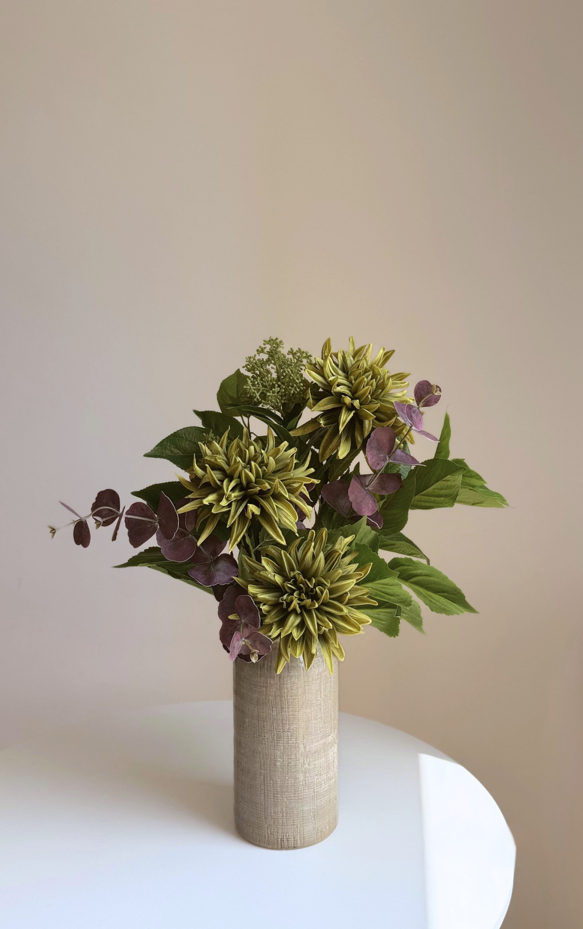 8-piece artificial green leafy autumn bouquet - Image 4