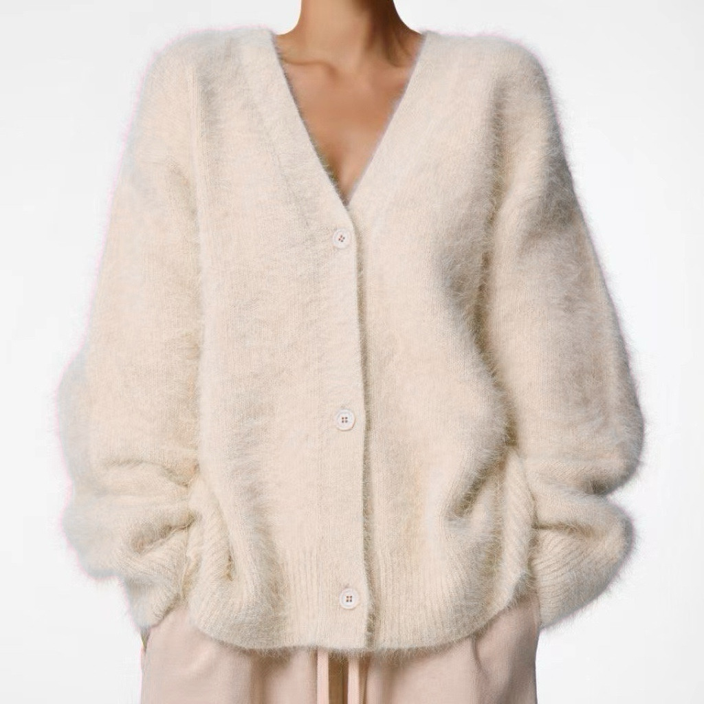 Relaxed fit fuzzy women's cardigan - Image 19