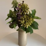 8-piece artificial green leafy autumn bouquet
