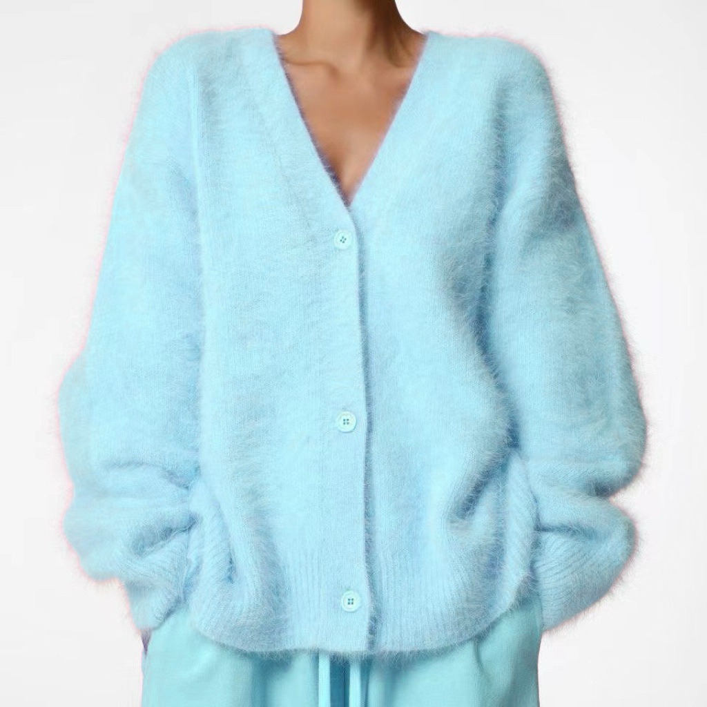 Relaxed fit fuzzy women's cardigan - Image 25