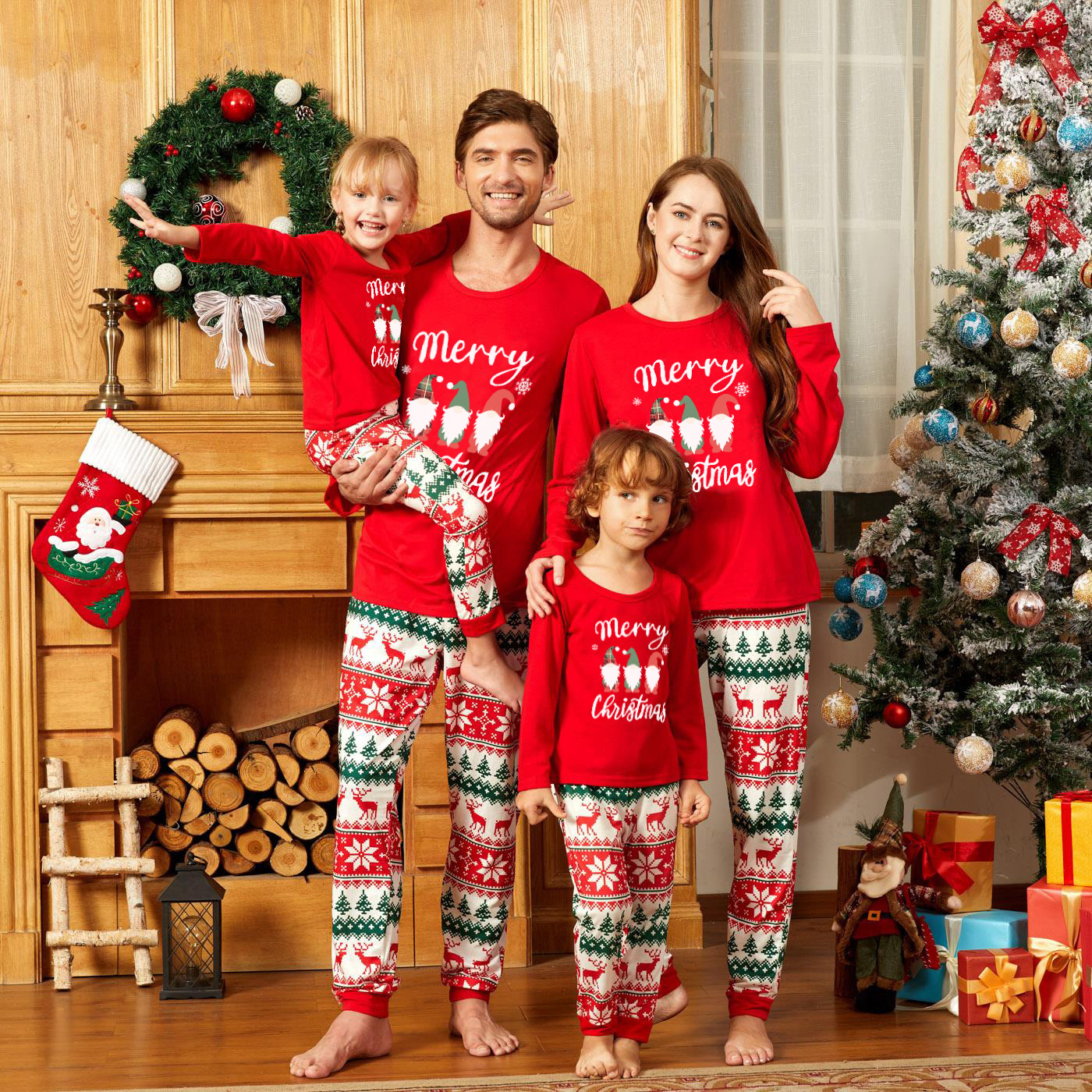 Family matching bracelet sleeve Christmas pajamas - Image 2