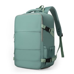 Large capacity travel backpack