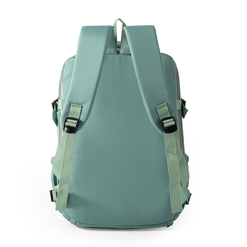 Large capacity travel backpack - Image 15