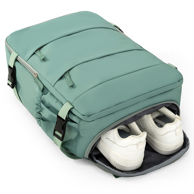 Large capacity travel backpack - Image 16